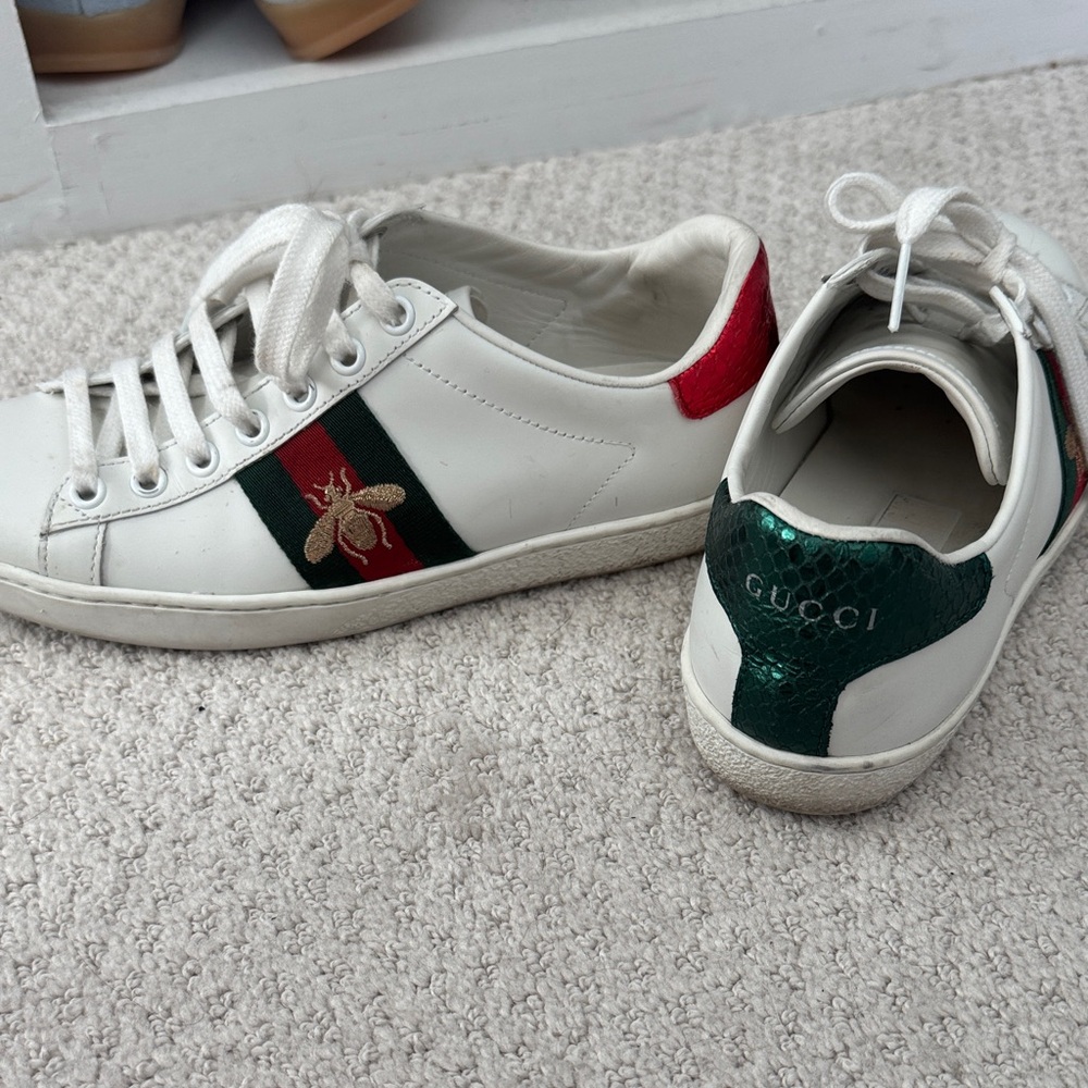 Gucci Bee Sneakers with Red and Green Details